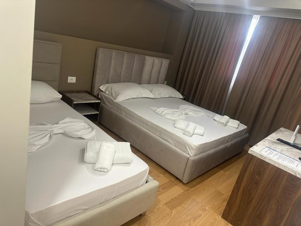 Hotel Her Влёра Экстерьер фото