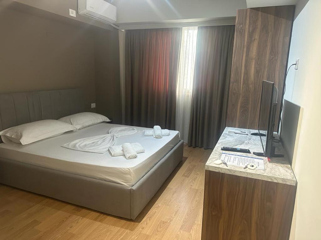 Hotel Her Влёра Экстерьер фото
